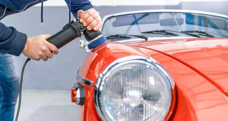 Poliranje avtomobila